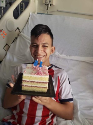 El sorprendente cambio físico del hondureño Marlon Yasir, tras varias cirugías y tratamientos (FOTOS)