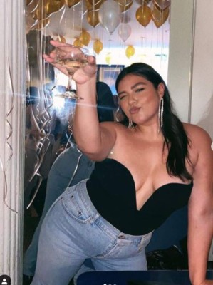 Vanessa Romero, la modelo de talla grande que le gana a los estándares de belleza