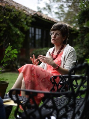 'Todos tenemos un vínculo con la poesía”