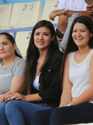 Belleza, colorio y pasión en el Estadio Nacional para el Olimpia vs Real España