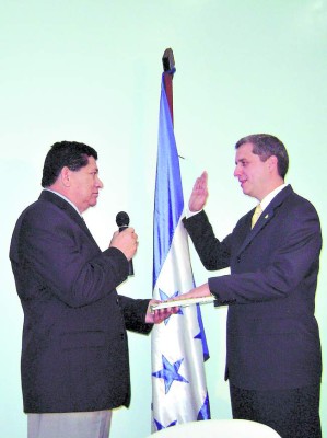 Mario Zelaya, de reconocido médico a reo del primer batallón