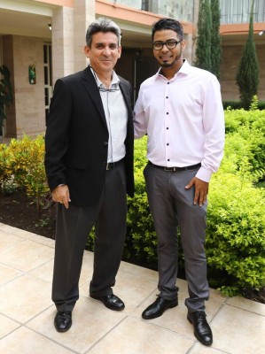 Desayuno para periodistas en casa del embajador estadounidense James Nealon