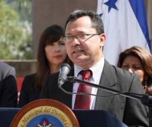El director de EL HERALDO, Carlos Mauricio Flores, es acreedor del premio Álvaro Contreras 2016.