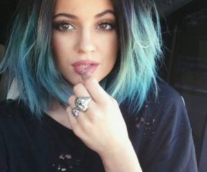 Hermana menor recibe propuesta indecente.