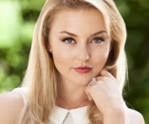 La actriz no puede moverse debido a la peligrosidad de la tormenta.