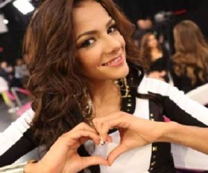 Nathalia Casco, finalista del reality Nuestra Belleza Latina. (Foto Univision)