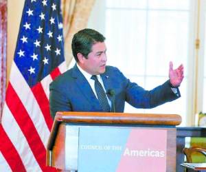 Hernández participó como orador en el Consejo de las Américas.