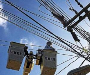 La interrupción de sumunistro se debe, según la ENEE, a diversos trabajos de mantenimiento.