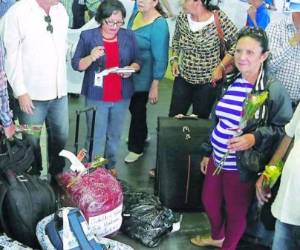Los médicos fueron recibidos por hondureños.