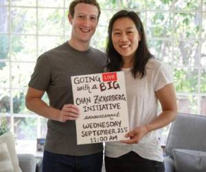 Mark Zuckerberg, líder de Facebook, y Priscilla Chan. Se casaron el 19 de mayo de 2012.