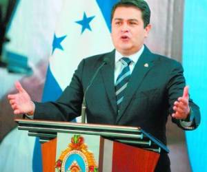 El gobernante pidió a la oposición que le ayude a mejorar su gobierno.