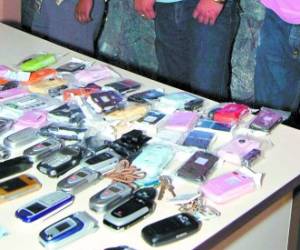 El robo de celulares ha continuado y muchos de los móviles recuperados han sido incautados en operativos en la Penitenciaría Nacional Marco Aurelio Soto.