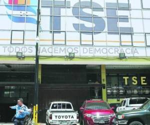 A los bancos le está pagando ahora el TSE el monto pendiente por compromisos asumidos de varias organizaciones políticas en las pasadas elecciones.