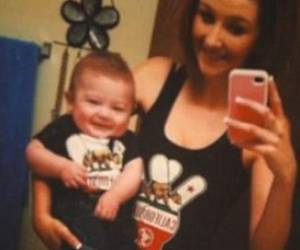 Heather Clark y su hijo, Lucas.