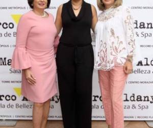 Las anfitrionas del evento Elzette Casanova, Gloria Torres y Patricia Casanova./Foto:Emilio Flores