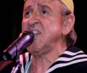 Carlos Villagran, mejor conocido como Quico.