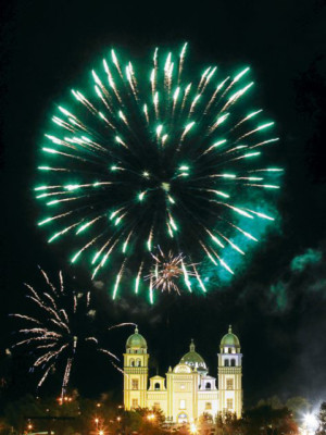 Desbordante muestra de fe y amor por Santa María de Suyapa