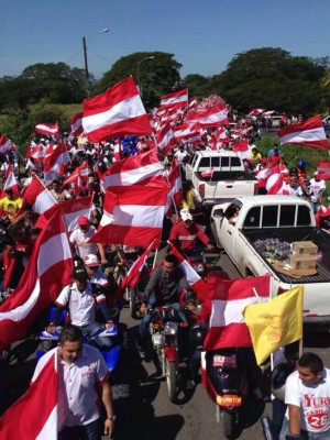 Mauricio Villeda cierra campaña en Choluteca