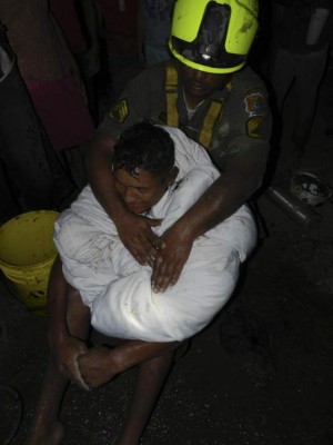 Honduras: Milagroso rescate de soterrado