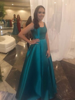 Fotos: Elegancia en la Prom 2017 de la Estancia School