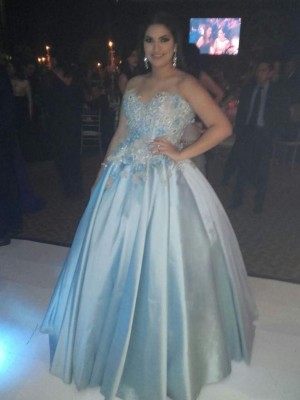 Fotos: Elegancia en la Prom 2017 de la Estancia School