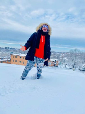 Así viven la tormenta de nieve los hondureños en Estados Unidos