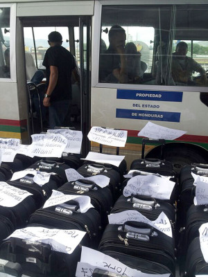 Salen maletas electorales hacia EE UU