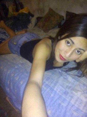 La invitaron a subir a un vehículo y apareció asesinada en el túnel del bulevar Juan Pablo II