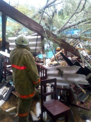 Copeco extiende alerta verde en costa del Pacífico por fuerte oleaje