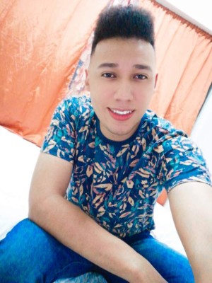 'Gabo' Fúnez: el locutor que enamoró con su voz al público hondureño