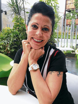 Totalmente prohibidas las operaciones para Alejandra Guzmán