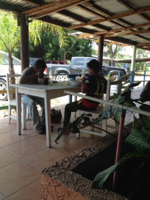 Policía en Cortés realizó un extraordinario acto de solidaridad y este hecho se viraliza