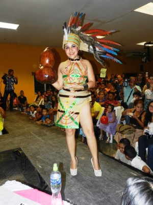 Yeimy Pavón Gálvez es Miss Olancho 2015