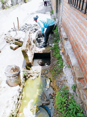 Tuberías dañadas generan escasez de agua en Comayagua