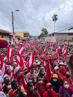 Con caravanas y mitines, candidatos impulsan su campaña en recta final a elecciones (FOTOS)