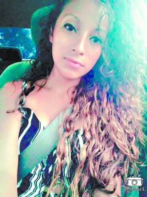 Vecina de joven asesinada: 'Le dije que se fuera a Santa Ana...ella me dijo que no, que esperaría un poco más”