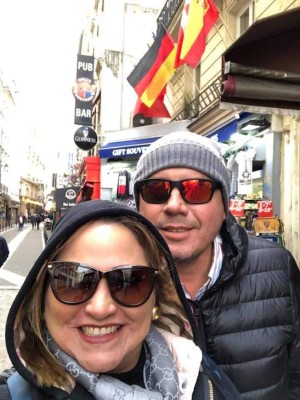 La vida de lujos y viajes que presumían el alcalde de Talanga y su esposa