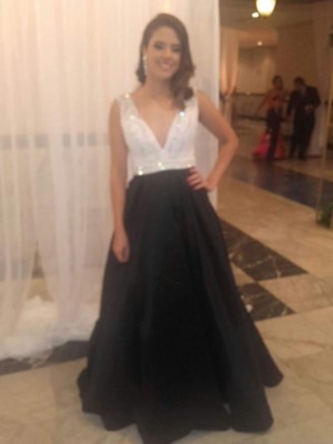 Fotos: Elegancia en la Prom 2017 de la Estancia School