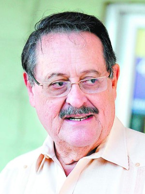 Orellana: Presidente debe promover diálogo