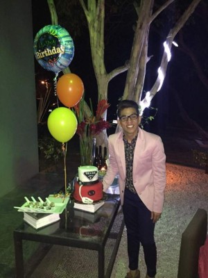 Celebran aniversario natal de Alejandro Hernández