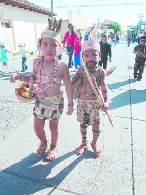 Centros de prebásica inauguraron los desfiles del 194 aniversario