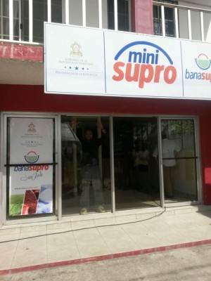 Honduras: Inauguran Minisupro en Roatán&nbsp;&nbsp;