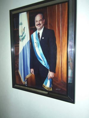 'El narcotráfico campa a sus anchas en el país”