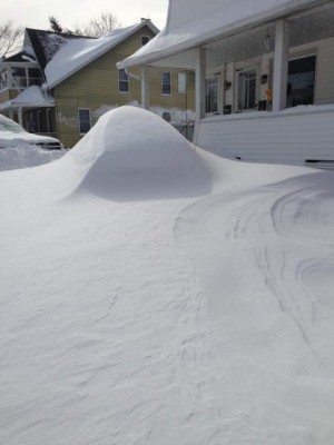 Hondureños disfrutan nevada en EE UU