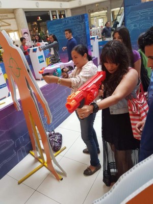 Diversión y adrenalina en la Zona Nerf de Multiplaza