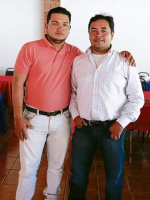 Amena tarde deportiva entre papás