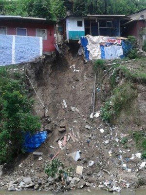 Evacuados, desbordamientos e incomunicados por lluvias en Honduras&nbsp;&nbsp;&nbsp;