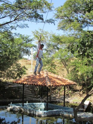 Un cálido abrazo a la novia del sol