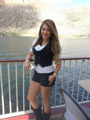 Bellas hondureñas que no esconden su amor por Olimpia