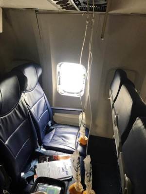 FOTOS: Así quedó el avión de Southwest tras el impacto de uno de sus motores
